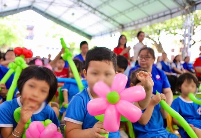 Chương trình là hoạt động có ý nghĩa với mục tiêu tạo dựng không gian vui chơi cho trẻ em khuyết tật nhân ngày Quốc tế Thiếu nhi 1/6.