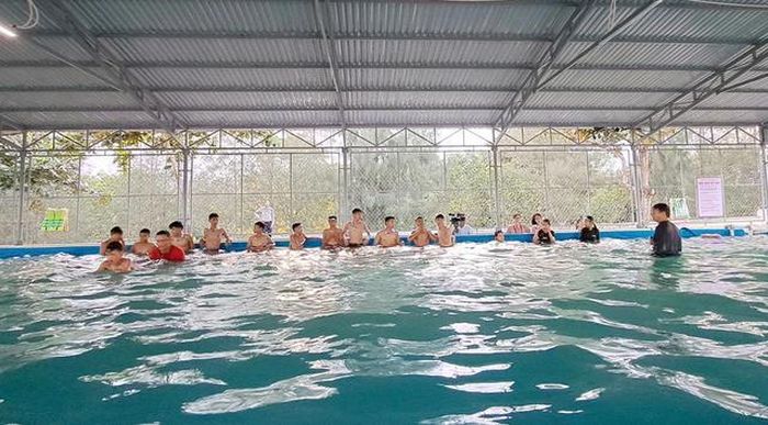 Các ngành chức năng tăng cường tổ chức dạy bơi, hướng dẫn kỹ năng an toàn cho trẻ em.