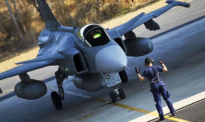 Ukraine sẽ cần thời gian đào tạo phi công, xây dựng hệ thống bảo trì và đảm bảo nguồn cung phụ tùng ổn định. Ngoài ra, quyết định này cũng phải nhận được sự đồng thuận từ các quốc gia liên quan trong chuỗi cung ứng quốc phòng.