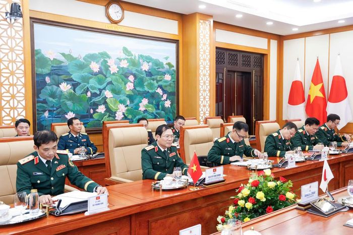 Đại tướng Nguyễn Tân Cương phát biểu tại Hội đàm. Ảnh: Quang Vinh