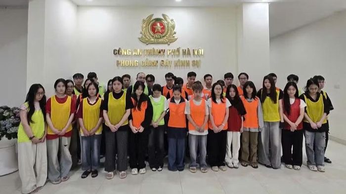 Nhóm đối tượng liên quan vụ việc.