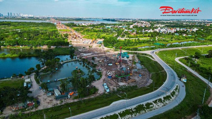 Đối với dự án cầu Ngọc Hồi, toàn bộ diện tích khoảng 32,6 ha thuộc địa bàn Hà Nội đã được bàn giao cho chủ đầu tư. Trong đó, xã Bát Tràng là địa phương đầu tiên hoàn tất toàn bộ công tác giải phóng mặt bằng phục vụ dự án.