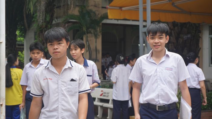 Đề Toán được thí sinh đánh giá khá vừa sức và dễ hơn đề năm ngoái. Ảnh: NGUYỄN QUYÊN