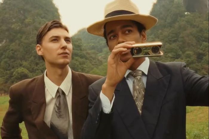 Michal và Andrew từng gây chú ý với đoạn video du lịch Cao Bằng hồi cuối tháng 3. Ảnh: @Never Clicked.