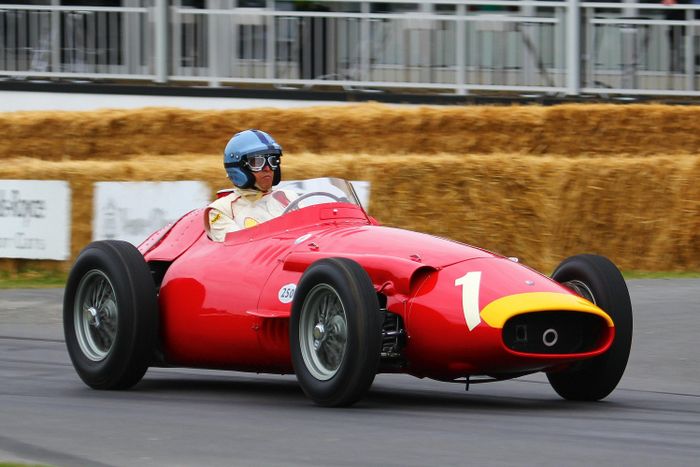 Cả hai mẫu xe này được thiết kế bởi chương trình cá nhân hóa Maserati Fuoriserie, vốn lấy cảm hứng từ chiếc Maserati 250F đã giành 2 chức vô địch F1 vào năm 1954 và 1957 cùng tay đua huyền thoại Juan Manuel Fangio.