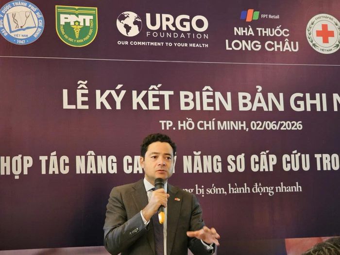  Ông Etienne Ranaivoson, Tổng Lãnh sự Pháp tại TP.HCM đánh giá về y tế Việt Nam hiện nay. Ảnh: Nguyễn Thuận.