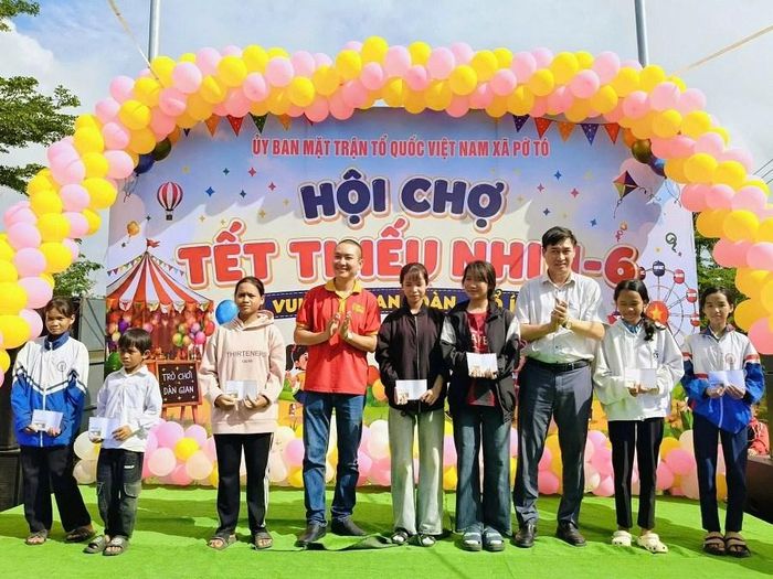 Mỗi chương trình, mỗi phần quà và mỗi sân chơi được tổ chức đều mang đến những khoảnh khắc vui tươi, đáng nhớ cho các em nhỏ, đồng thời lan tỏa những giá trị nhân văn tốt đẹp trong cộng đồng
