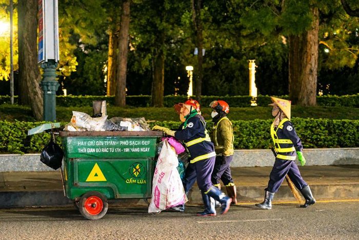 UBND tỉnh Lâm Đồng chỉ đạo tăng cường thu gom, xử lý rác thải trong thời gian tới