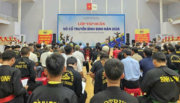 Các võ sư, HLV đang trực tiếp huấn luyện, các lò võ tiêu biểu, các tuyến vệ tinh trên địa bàn tỉnh tham gia tập huấn Võ cổ truyền