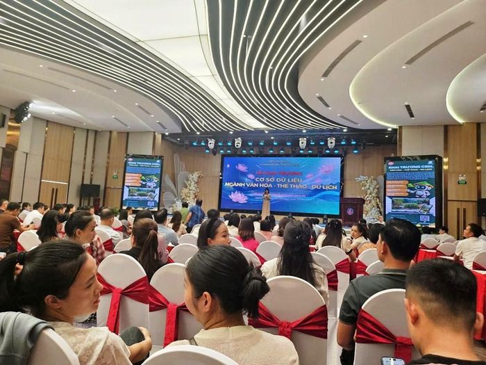 Toàn cảnh Lễ khai trương Cổng Cơ sở dữ liệu ngành VHTTDL Nghệ An