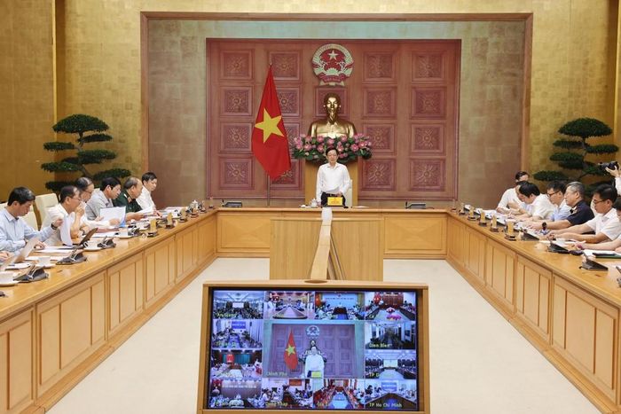 Phó Thủ tướng Hồ Quốc Dũng chủ trì Hội nghị sơ kết đợt cao điểm thực hiện Công điện số 38/CĐ-TTg ngày 05/5/2026 của TTgCP về tập trung chỉ đạo thực hiện quyết liệt các giải pháp đấu tranh ngăn chặn, xử lý hành vi xâm phạm quyền sở hữu trí tuệ. Ảnh: Lâm Khánh - TTXVN