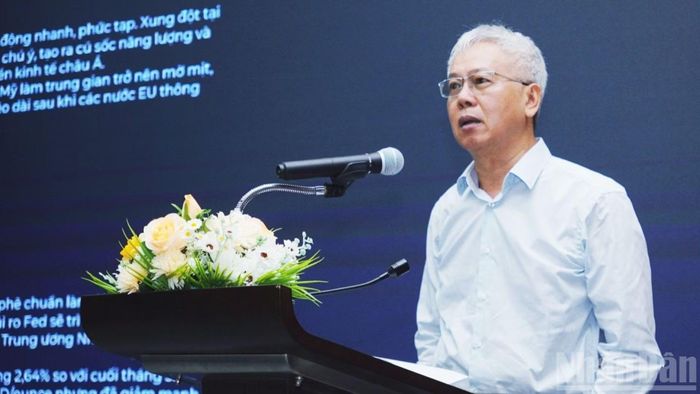 Tiến sĩ Nguyễn Đức Kiên, nguyên Phó Chủ nhiệm Ủy ban Kinh tế của Quốc hội, nguyên Tổ trưởng Tổ Tư vấn kinh tế của Thủ tướng Chính phủ.