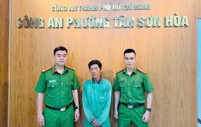 Nguyễn Phi Cường tại cơ quan công an.