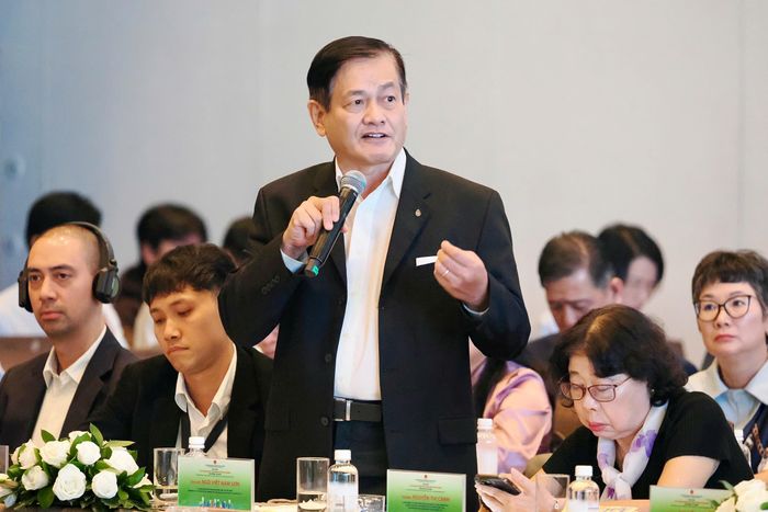  KTS Ngô Viết Nam Sơn phát biểu tại hội thảo. Ảnh: HOÀNG HÙNG 