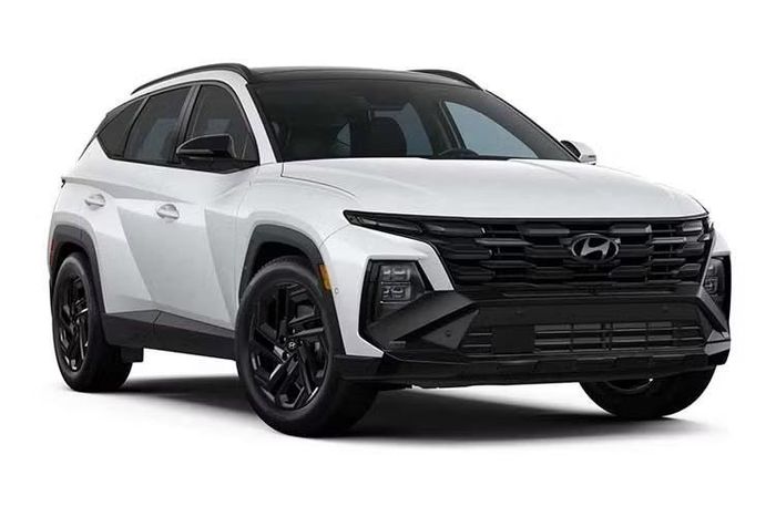 Do được xây dựng trên nền tảng phiên bản Limited nên Hyundai Tucson Hybrid Night 2026 sở hữu danh sách trang bị khá đầy đủ, bao gồm hệ thống đèn LED, kính chắn gió trước cách âm, cửa sổ trời toàn cảnh và cửa cốp chỉnh điện rảnh tay.