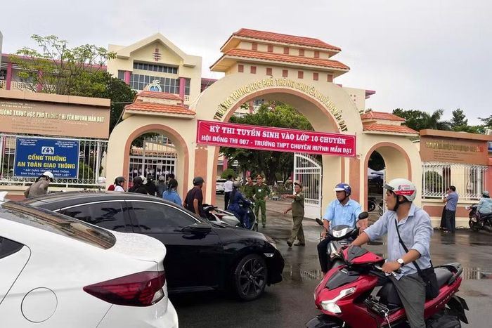 Điểm thi tại Trường THPT chuyên Huỳnh Mẫn Đạt.