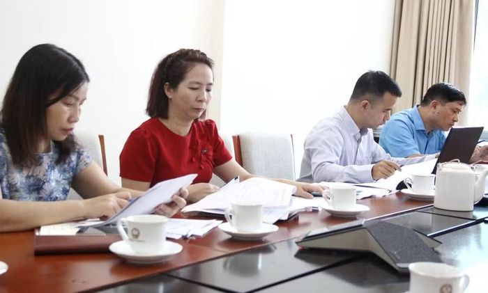 Với tinh thần nghiêm túc, trách nhiệm, Ban Giám khảo đã đề xuất 6 bài để khen thưởng, chọn 1 bài tham dự Hội thi Báo cáo viên, tuyên truyền viên giỏi cấp Đảng bộ Chính phủ.