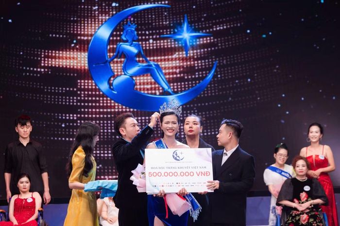 Cô Tâm đăng quang Hoa hậu Trăng khuyết Việt Nam 2025