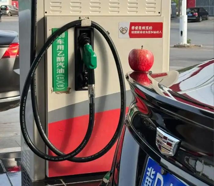 Người tiêu dùng Trung Quốc đang chờ đợi phiên bản xăng E10 mới, hứa hẹn sạch hơn và ổn định hơn. Ảnh minh họa: Baidu