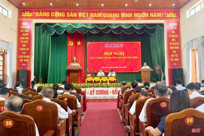 Các địa phương trên toàn tỉnh hiện đang tập trung cao cho nhiệm vụ rà soát, xây dựng dự thảo đề án và lấy ý kiến phương án sắp xếp thôn, tổ dân phố.
