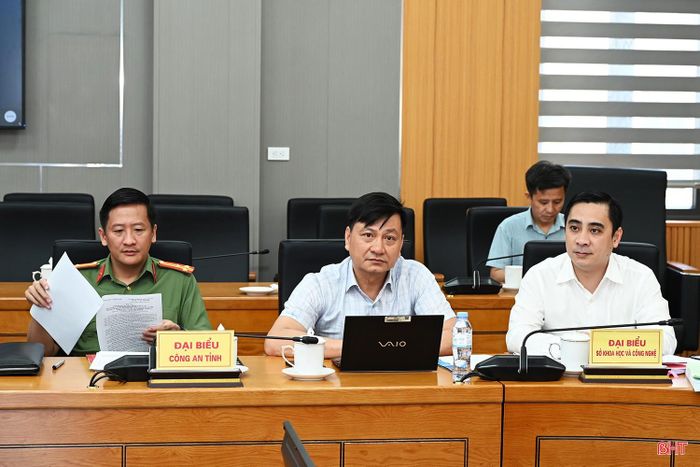 Đại biểu dự điểm cầu Hà Tĩnh.