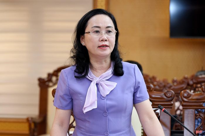 Đồng chí Trương Thanh Huyền - Trưởng ban Tổ chức Tỉnh ủy phát biểu tại buổi làm việc.