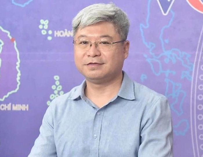 PGS. TS. Phạm Hữu Tuyến, Giám đốc Trung tâm Nghiên cứu các nguồn động lực và Phương tiện tự hành (Đại học Bách khoa Hà Nội).