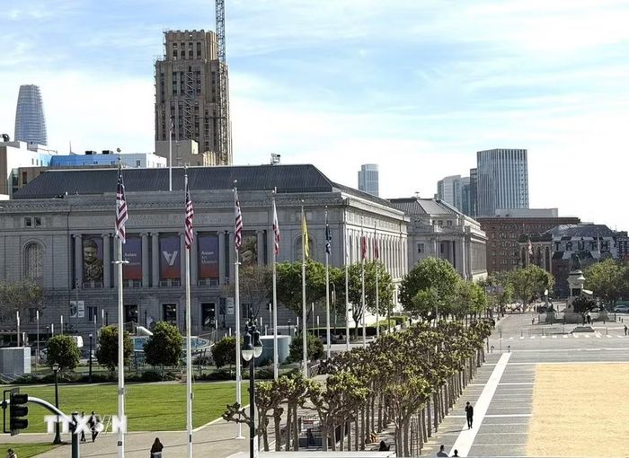 Bảo tàng Nghệ thuật Châu Á (Asian Art Museum), nơi lưu giữ hơn 18.000 hiện vật trải dài hàng nghìn năm lịch sử. (Ảnh: Ngọc Quang/TTXVN)