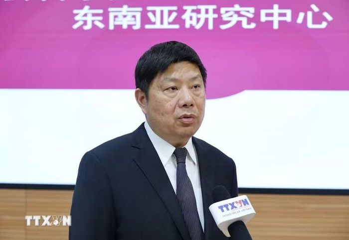 Giáo sư Hứa Lợi Bình, Giám đốc Trung tâm nghiên cứu Đông Nam Á thuộc Viện nghiên cứu Chiến lược toàn cầu và châu Á-Thái Bình Dương, Viện Khoa học xã hội Trung Quốc. (Ảnh: Công Tuyên/TTXVN)