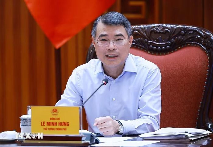 Thủ tướng Lê Minh Hưng chủ trì cuộc họp về phát triển Trung tâm tài chính quốc tế tại Việt Nam. (Ảnh: Dương Giang/TTXVN)