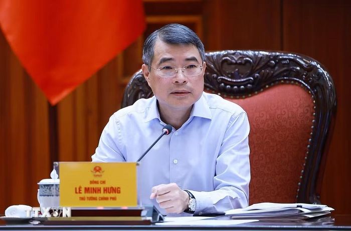 Thủ tướng Lê Minh Hưng chủ trì cuộc họp về phát triển Trung tâm tài chính quốc tế tại Việt Nam. (Ảnh: Dương Giang/TTXVN)