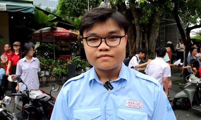 Em Nguyễn Phúc Việt, học sinh trường THCS Bàn Cờ cho rằng đề Toán năm nay khá vừa sức.