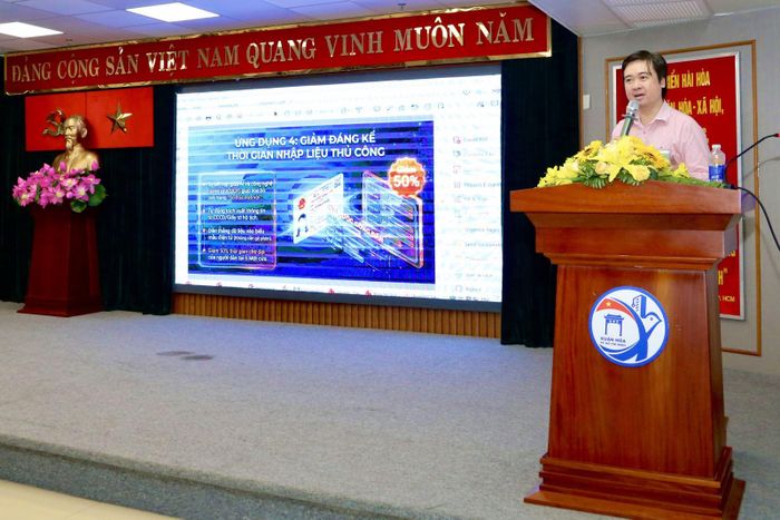 PGS.TS Trần Minh Triết, Phó Hiệu trưởng Trường Đại học Khoa học Tự nhiên chia sẻ tại lớp bồi dưỡng AI cho cán bộ, công chức TP Hồ Chí Minh.