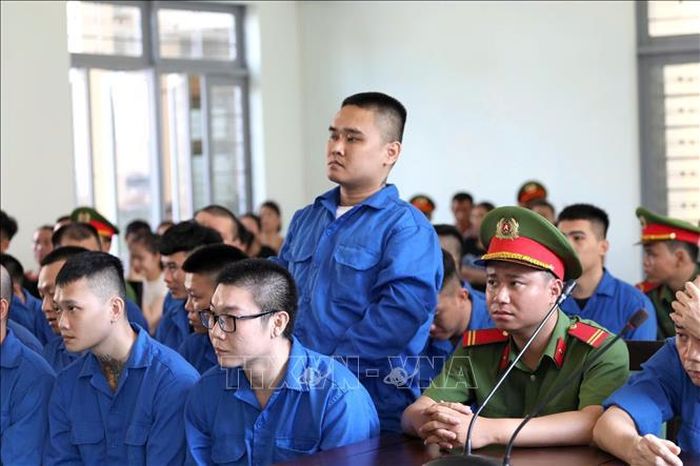 Các bị cáo tại phiên tòa.