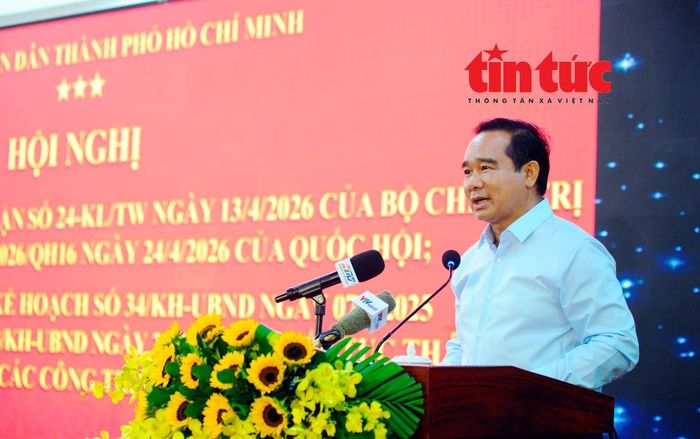Ông Nguyễn Văn Được, Chủ tịch UBND TP Hồ Chí Minh phát biểu kết luận hội nghị.
