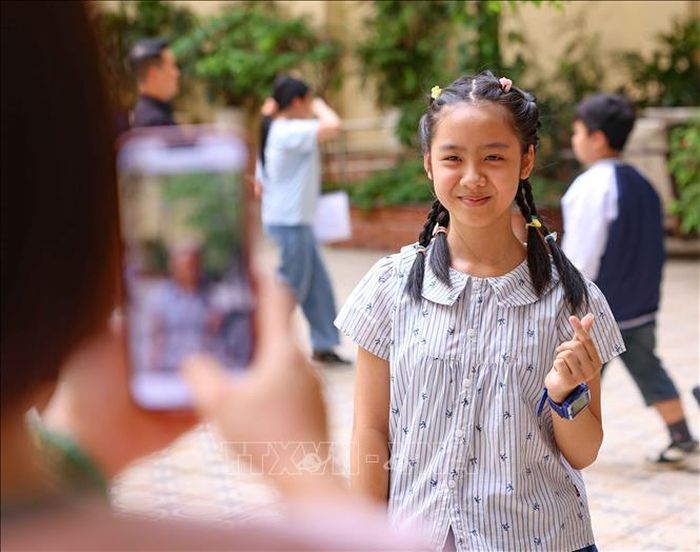 Học sinh tự tin, phấn khởi tham gia đánh giá năng lực vào lớp 6 Trường THCS Năng khiếu Đại học Sư phạm.