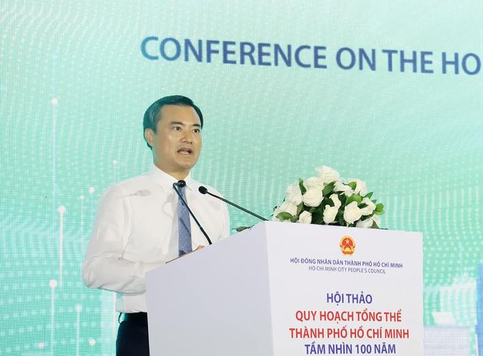 Phó Chủ tịch UBND TP Hồ Chí Minh Bùi Xuân Cường phát biểu tại Hội thảo.