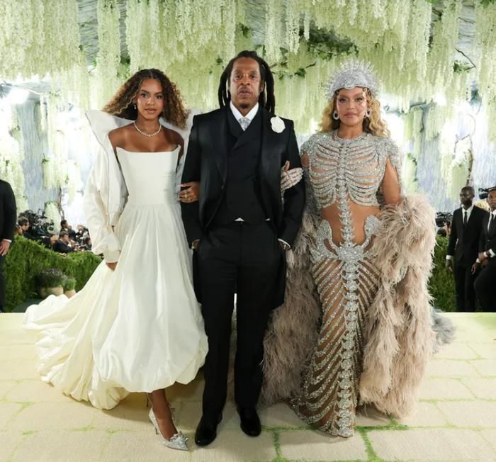 Beyonce tham dự Met Gala 2026 cùng Jay-Z và Blue Ivy Carter. Ảnh: Getty Images