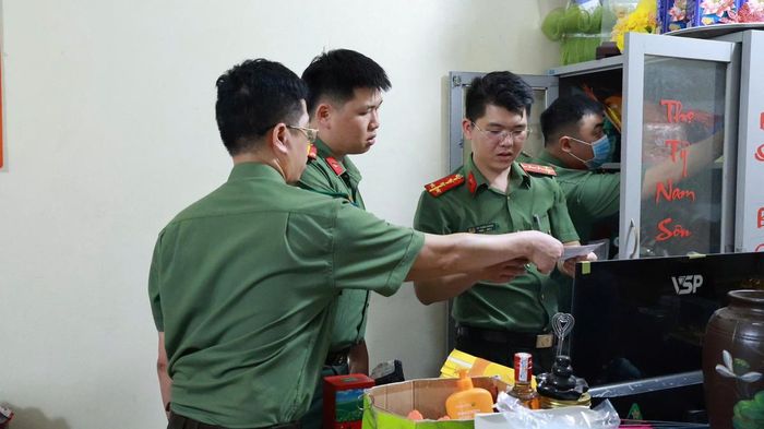 Lực lượng chức năng tiến hành điều tra, làm rõ hành vi vi phạm pháp luật của các đối tượng