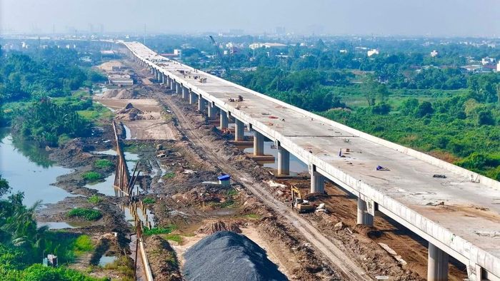 Vành đai 3 TP.HCM đang gấp rút hoàn thiện. Ảnh: Nguyễn Minh Tú