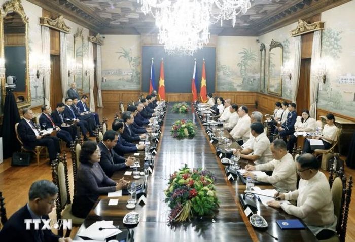 Tổng Bí thư, Chủ tịch nước Tô Lâm và Tổng thống Philippines Ferdinand Romualdez Marcos Jr. hội đàm cấp Nhà nước. Ảnh: TTXVN.