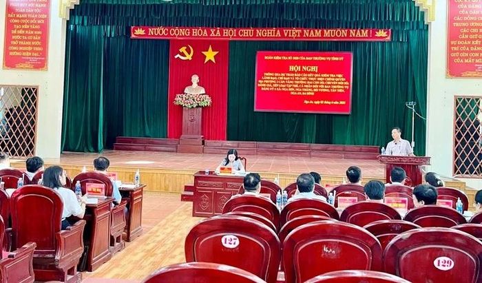 Quang cảnh hội nghị.