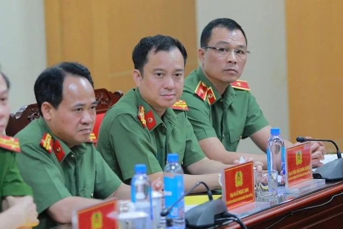 Ban Giám đốc Công an tỉnh Thanh Hóa dự buổi làm việc.