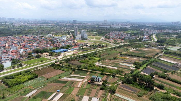 Trong hồ sơ đề xuất của nhà đầu tư công bố trước đó, cụm công viên này chia thành 3 khu vực, nằm gần nhau nhưng không cạnh nhau. Vị trí 1 ở quanh khu vực xây cầu Thượng Cát; vị trí 2 nằm bên trái chân cầu Thăng Long và vị trí 3 gần khu vực phố Thượng Thụy.