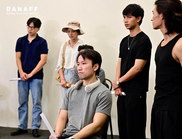 Các ứng viên thể hiện khả năng diễn xuất tại buổi casting workshop “Ươm mầm tài năng”. Ảnh: DANAFF