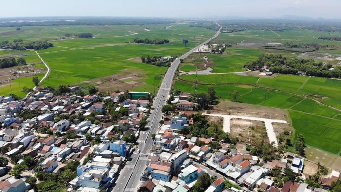 Thành phố sẽ đầu tư các tuyến cao tốc, kết nối bắc - nam và đông - tây. Ảnh: KHÁNH HÀ