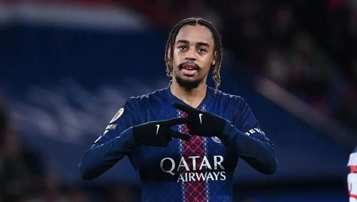 Barcola có thể rời PSG vì không được đá chính.