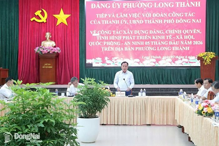  Phó Bí thư Thành ủy Võ Tấn Đức phát biểu tại buổi làm việc. Ảnh: Phạm Tùng