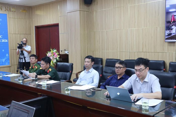 Đại biểu dự hội nghị trực tuyến tại điểm cầu tỉnh Lai Châu.