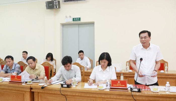 Lãnh đạo Sở Nông nghiệp và Môi trường giải trình, tiếp thu các ý kiến phản biện
